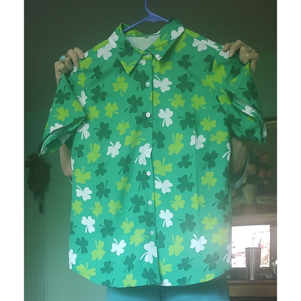 Short sleeve, Lightweight, green, unisex, button up, summer shirt, shamrocks
